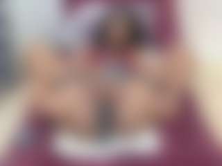 NaughtyLira69's Live Sex Cam Show