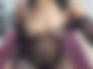 Live cam show with NaughtyLira69 - Smoke on nudelive.tv