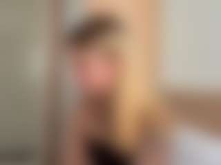 Julia's Live Sex Cam Show