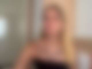 Live cam show with Julia - Body Massage on infinitiblacc.com