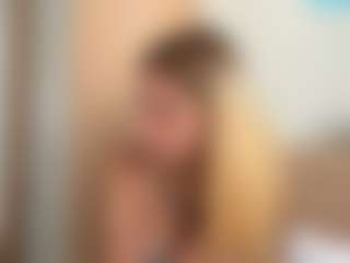 Julia's Live Sex Cam Show
