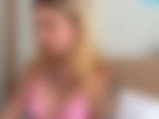 Live cam show with Julia - Butt Plug on 1on1-livenow