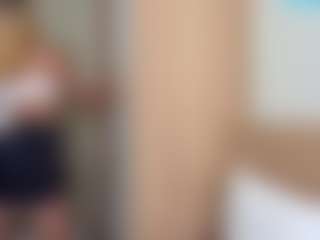 Julia's Live Sex Cam Show