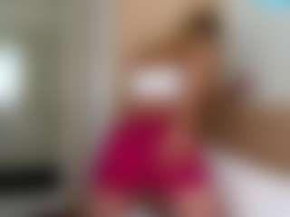 Julia's Live Sex Cam Show