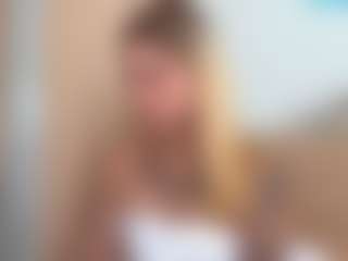 Julia's Live Sex Cam Show