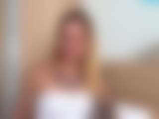 Julia's Live Sex Cam Show