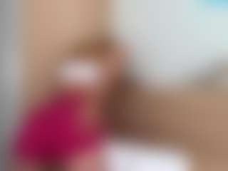 Julia's Live Sex Cam Show