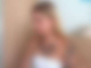 Julia's Live Sex Cam Show