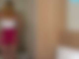 Julia's Live Sex Cam Show