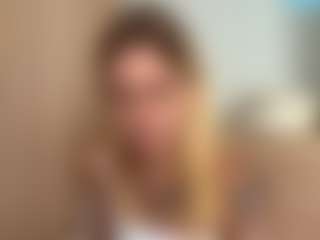 Julia's Live Sex Cam Show