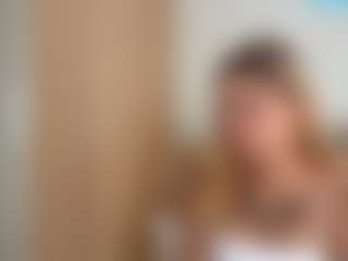Live cam show with Julia - Ass Clapping on CamSodaAdn