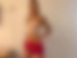 Julia's Live Sex Cam Show