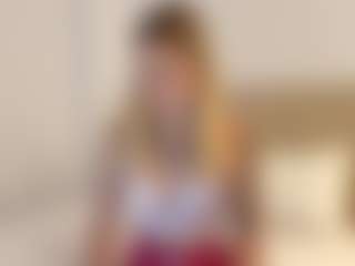 Julia's Live Sex Cam Show