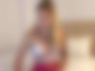 Julia's Live Sex Cam Show