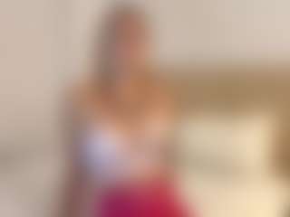Julia's Live Sex Cam Show