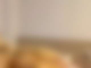 Julia's Live Sex Cam Show
