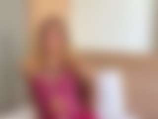 Julia's Live Sex Cam Show