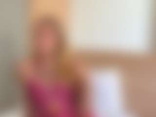 Julia's Live Sex Cam Show