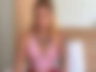 Julia's Live Sex Cam Show