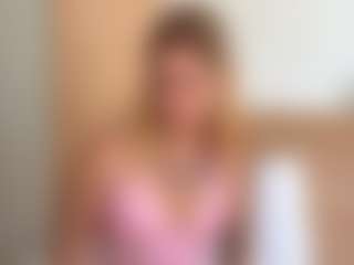 Julia's Live Sex Cam Show