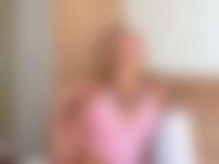 Julia's Live Sex Cam Show