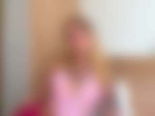 Julia's Live Sex Cam Show