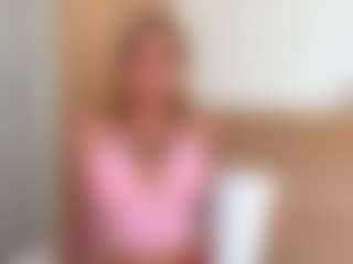 Julia's Live Sex Cam Show