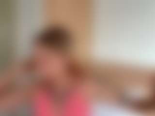Julia's Live Sex Cam Show