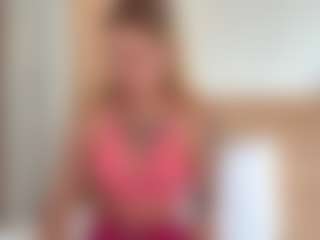 Julia's Live Sex Cam Show