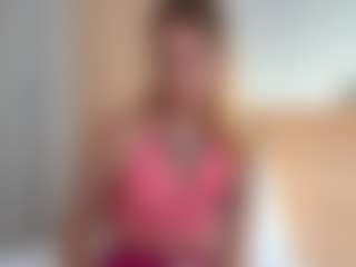 Julia's Live Sex Cam Show