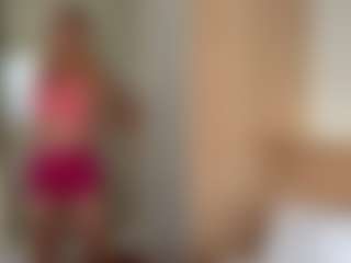 Julia's Live Sex Cam Show