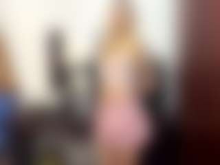 Julia's Live Sex Cam Show
