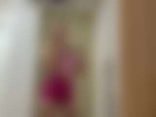 Show live cam dengan Julia - White di Camsoda | united kingdom
