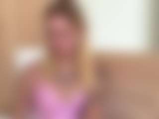 Live-Cam-Show mit Julia - Ass Bouncing auf Camsoda