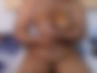 ThickChocolateX28's Live Sex Cam Show