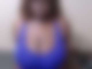 Show in cam erotica live di ThickChocolateX28