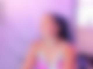 Live cam show with Valery - Black MILF on intimatelivegirls.com
