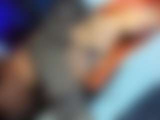 Live cam show with VIENNA-S7 - Smoking on Camming Site