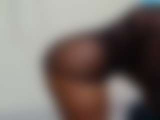 CurvyHun's Live Sex Cam Show