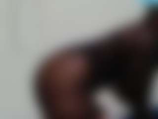 CurvyHun's Live Sex Cam Show