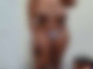 CurvyHun's Live Sex Cam Show