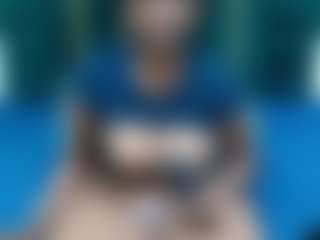 CurvyHun's Live Sex Cam Show