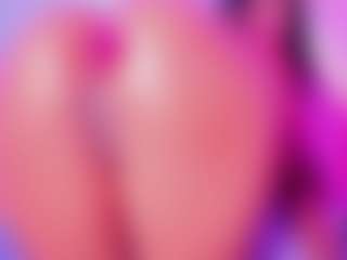 Live cam show with Elsalondoonn - New Big Tits on Camsoda