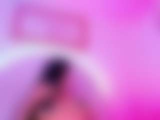 Live cam show with Elsalondoonn - New Big Tits on Camsoda