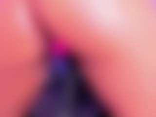 Elsalondoonn's Live Sex Cam Show
