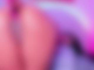 Elsalondoonn's Live Sex Cam Show