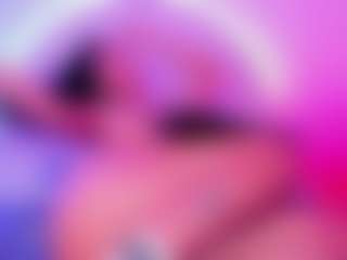 Live cam show with Elsalondoonn - Normal on Mixed Magazine Live
