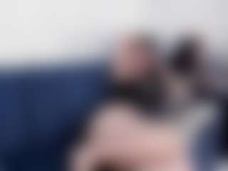 Live cam show with NataliaLeon - Big Tits on Fling VIP Chat