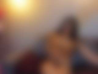 Live cam show with NataliaLeon - Teen (18+) on SpunkLive