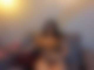 Live cam show with NataliaLeon - BBW on Streamer API